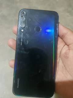 Huawei y7 prime . . . 4/64 . . . urgent for sale . . . delivery all Pakistan
