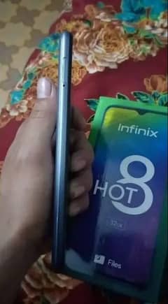 Infinix hot 8 lite
2gb ram 32 gb rom