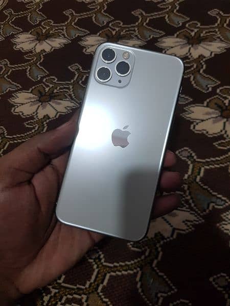 iPhone 11 pro 256 gb | 89% BH | waterpack |  dual pta approved 5