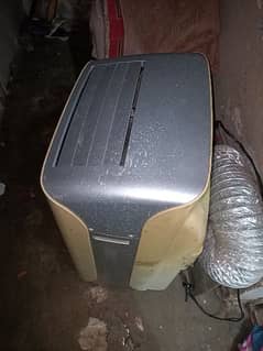 portable ac unit used condition need service or charging more gas