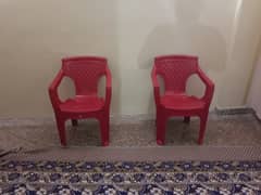2 pure plastic chairs