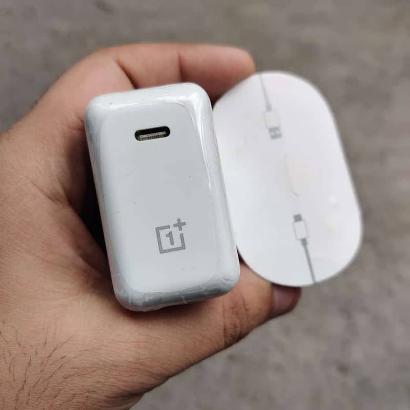 OnePlus charger 20w, 30w, 65w, 80w, 100w, 150w  genuine available 8