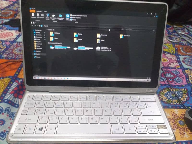 acer Aspire p3 ultrabook 4 gb ram 250 hdd 1