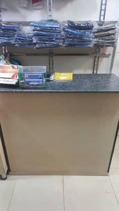 cash counter for sale in good condition