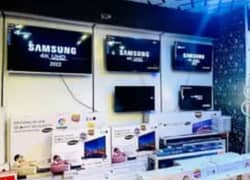 Sharp colours 32 inch Samsung led tv 03044319412