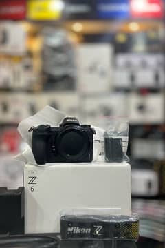Nikon Z6 body only (0336-5106150) Like New Complete box
