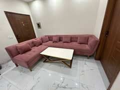 L shaped Sofa with Table