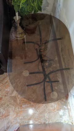 iron stand Glass table