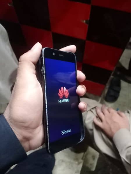 Huawei nova 2 4