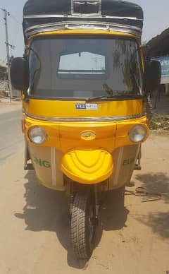 Tez Raftar 200cc Auto Rickshaw (10-Seater) - PICK UP (School Van)