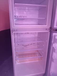 Dawlance Refrigerator Medium Size in Running condition for Sale
