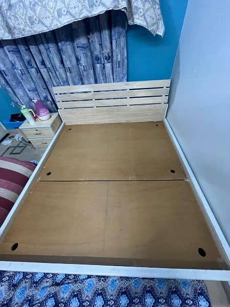 Wooden Bed fixed price non negotiable 2