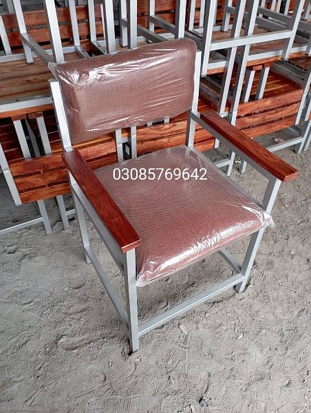 STUDENT CHAIRS, SCHOOL CHAIRS AND EDUCATION RELATED FURNITURE AVAILABL 1