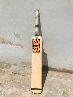 BAT FOR SALE FULL NEW CONDITION
