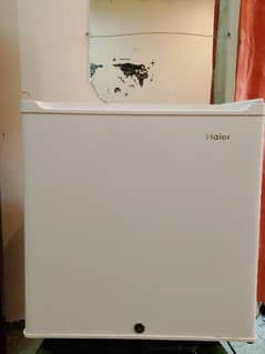 Mini Refrigerator Haier HR-62WLN