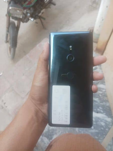 Sony Xperia xz3  Shade on Screen PTA official Approved 0