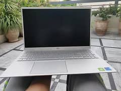 hp Laptop core 17 ”)11th Gen Laptop (Open Box) i5 Perfect apple i3