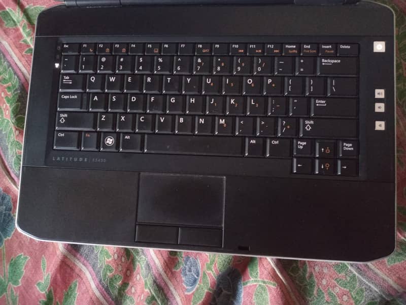 Dell second hand laptop for sale . . . In very good condition. 1