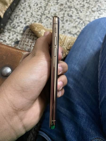 iphone xs 256gb non pta factory all ganain no any fult 4