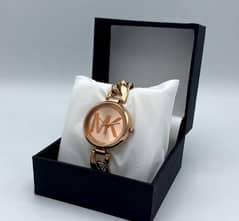 woman's analogue watch free cash home delivery 03254685247