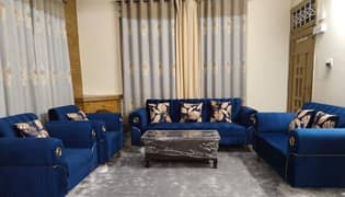 Sofa (Seven seats) Like new - Two nonths used 0