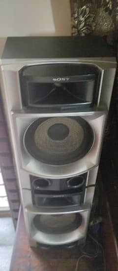 i want to sale a pair of original sony speakers