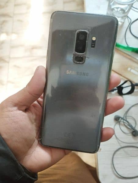 Samsung S9 Plus Space Gray 1