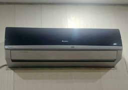 Gree Ac DC inverter Heat and Cool 10/10 Condition