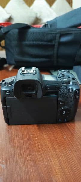 Canon eos R for sale excellent condition 4