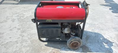 3 kv Excellent condition Generator gas and petrol both working
