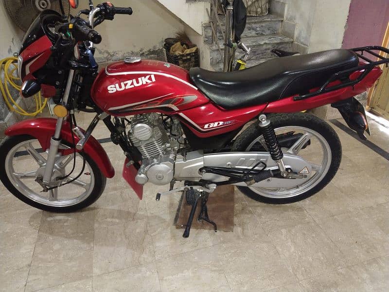 I am saying gd110 Suzuki lush condition 1click start 4