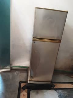 dawlance fridge for sale urgent