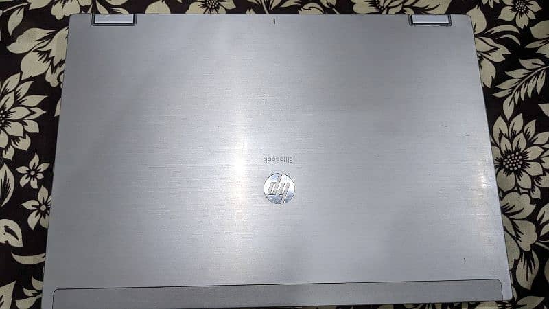 Hp elitebook 8440p Laptop 2