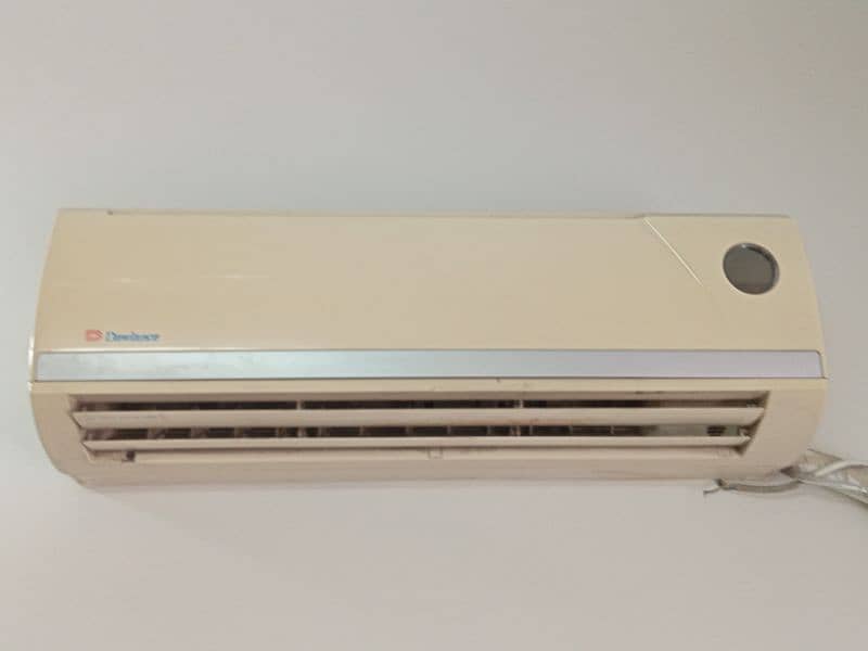 Dawlance Air conditioner used 2009 model 0