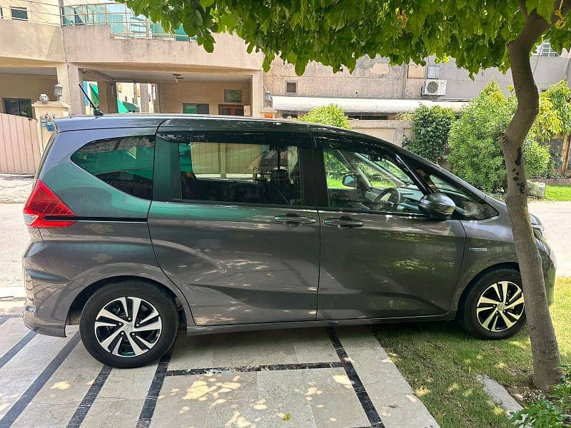 Honda Freed 2019 4