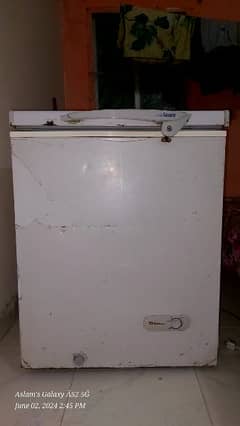 deep freezer For Sale for 6 family members new condition