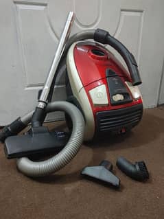 Imported Vacuum cleaner (Ardee) made by Germany