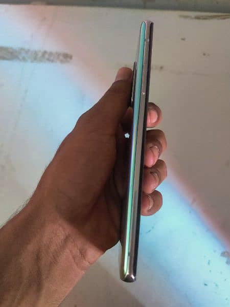 one plus 8 condition 10 by 9.5 single Sim 128 gb 3