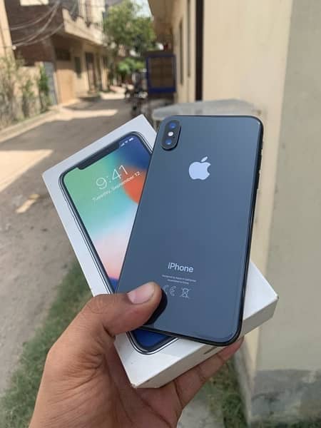Apple iphone x 64gb pta approved 8