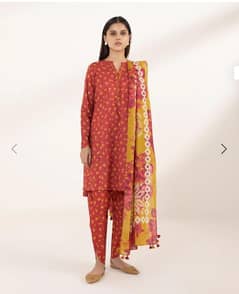 Original Sapphire 3 Pcs Lawn suit on discounted price