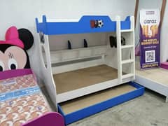 Triple bunk bed colorful style