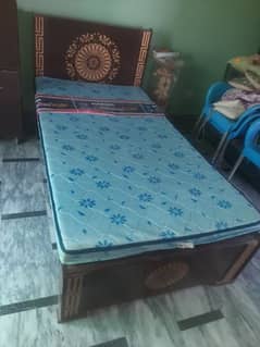 Single bed with Medicated Matress for sale