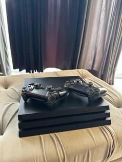 PS4 PRO WITH 2 CONTROLLER AND GAMES