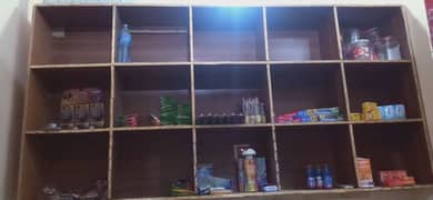 2 shelves 4×6 1 shelves 4×8 & 1 counter 5ft red colour onth used