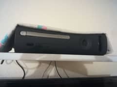 10/10 XBOX 360 with 2 wireless controllers