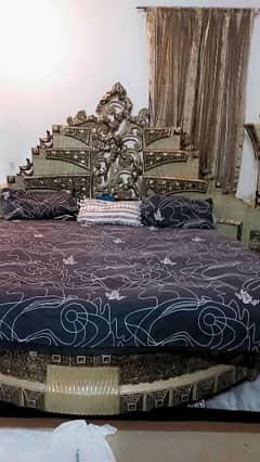 Bedset/round bed/side table/dressing table/wooden bed