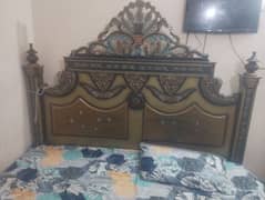 double bed whithout materrs