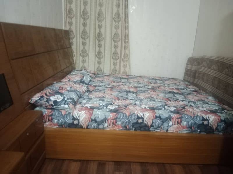 king size designer bed 1