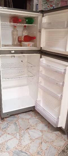 Dawlance Refrigerator & gezar 35 gelon