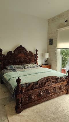 Sheesham Wood (Indian Rosewood) Royal Hand Carved Double Bed for Sale
